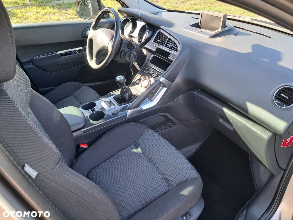 Peugeot 3008 HDi FAP 150 Platinum - 21