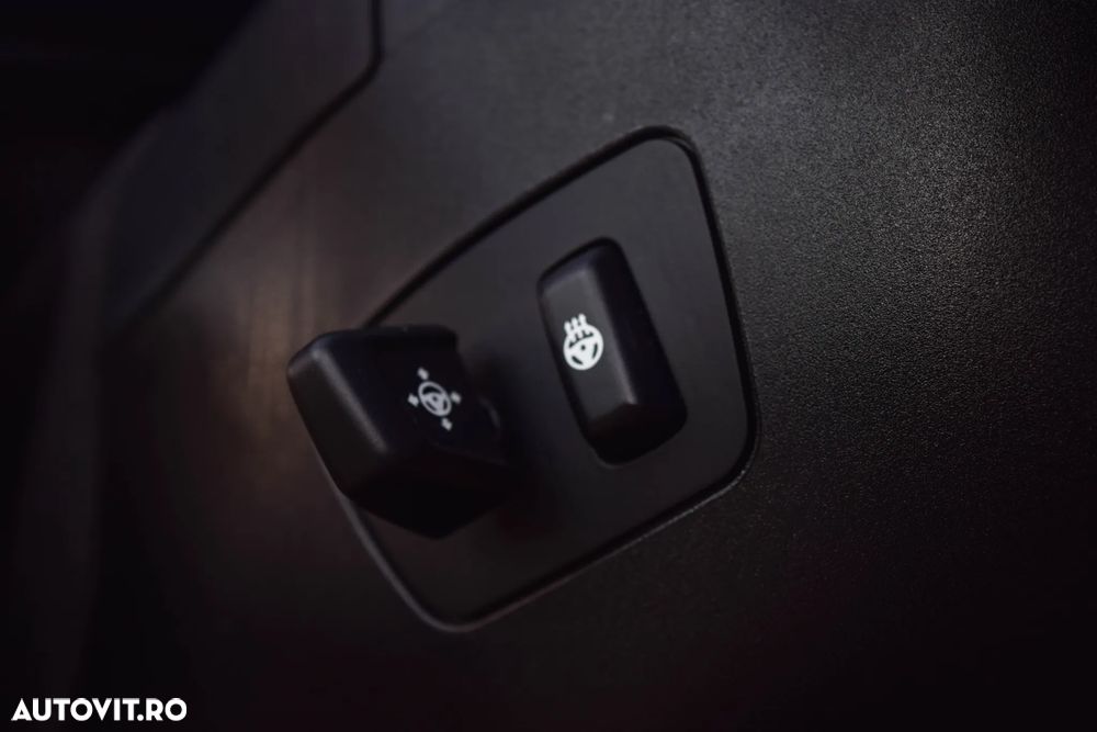 BMW Seria 7 750i Aut. - 22