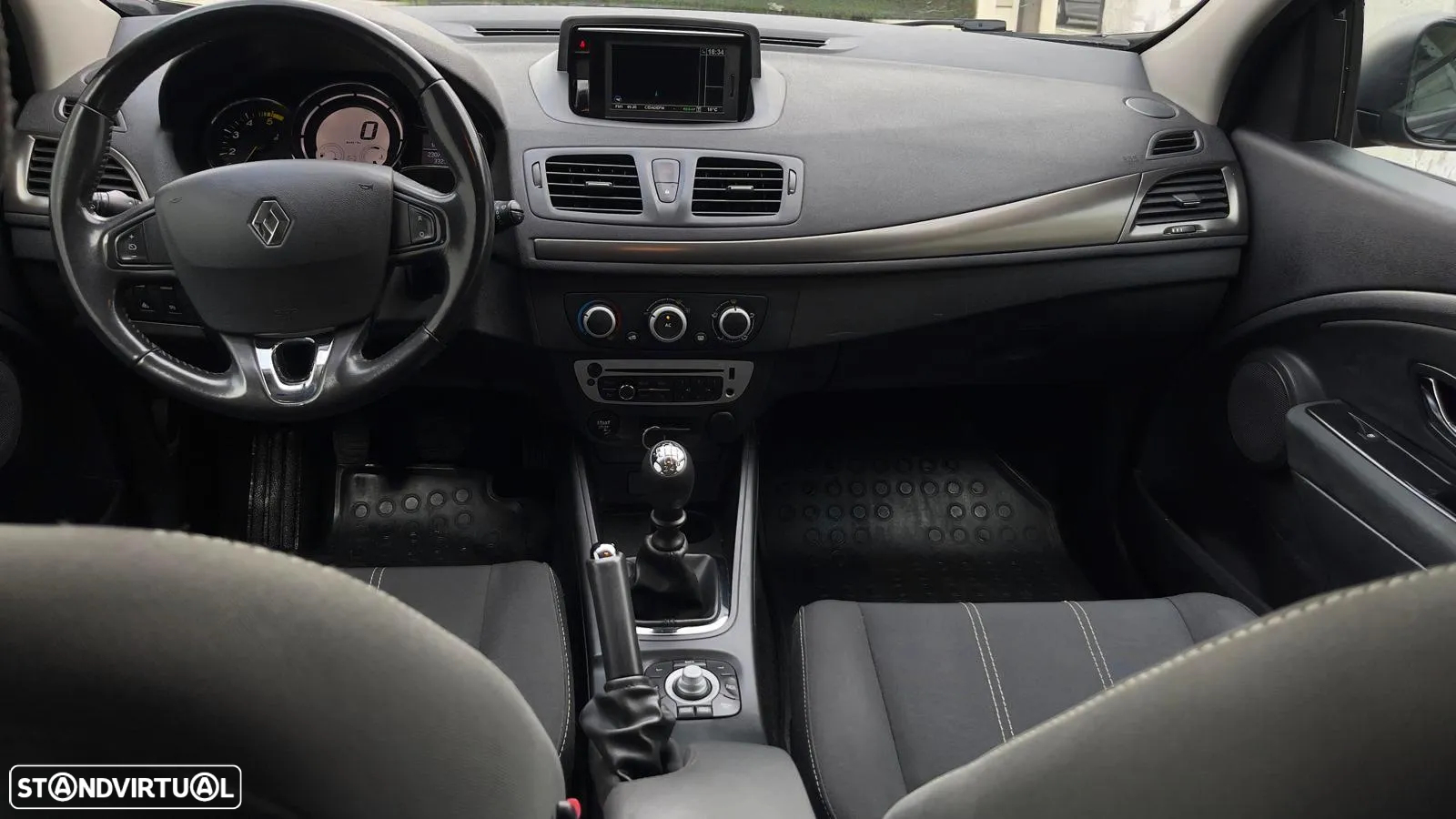 Renault Mégane Sport Tourer 1.5 dCi Dynamique SS - 33