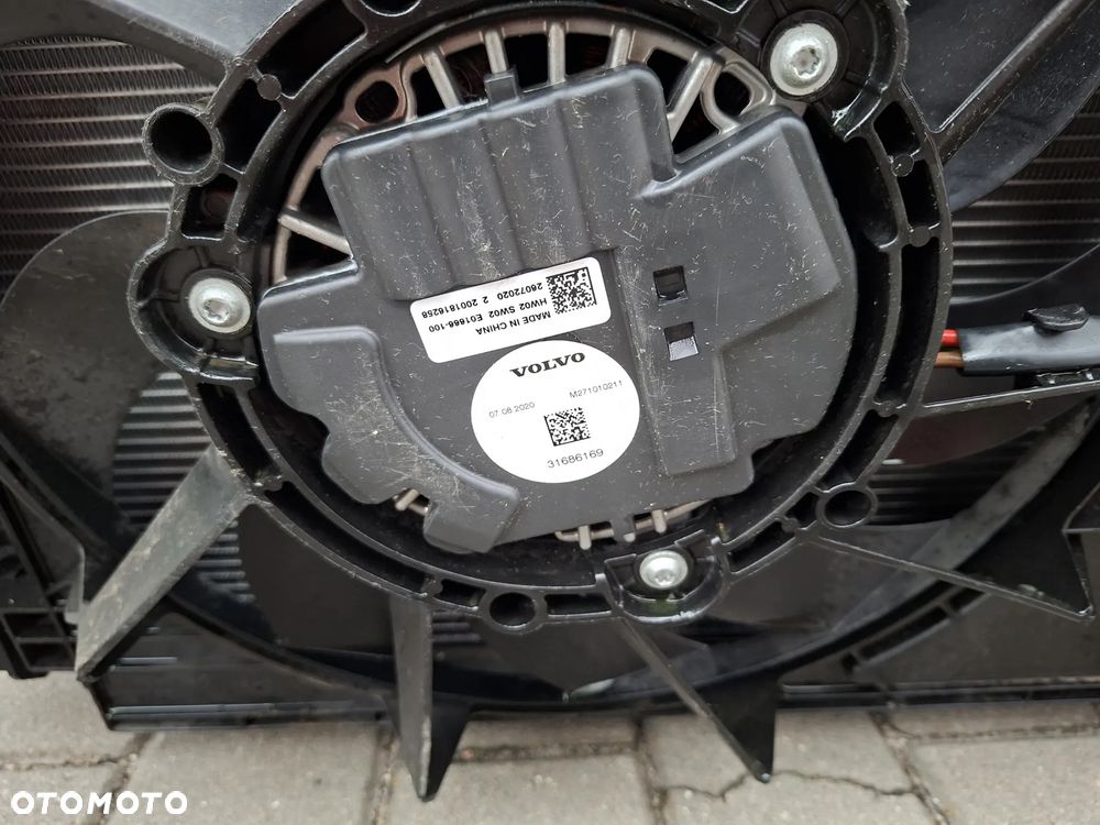 pas przod przedni belka wzmocnienie chlodnice volvo xc40 - 8