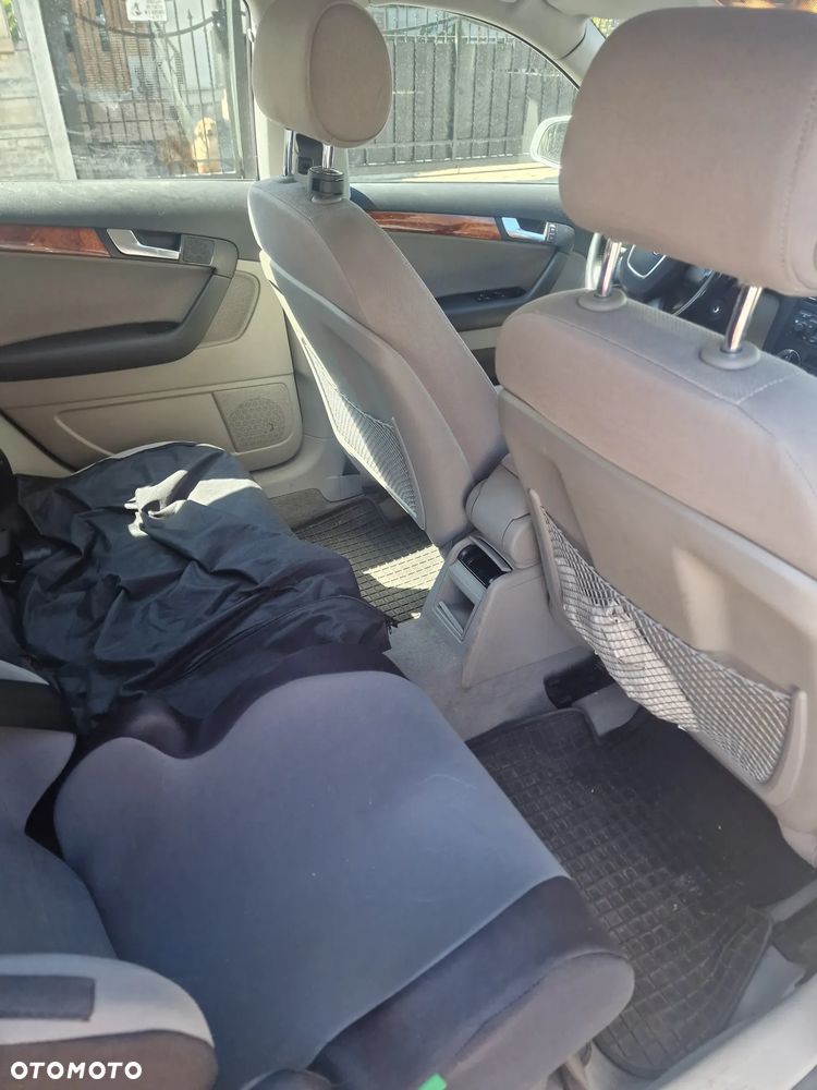 Audi A3 Sportback 1.6 FSI Ambiente - 9