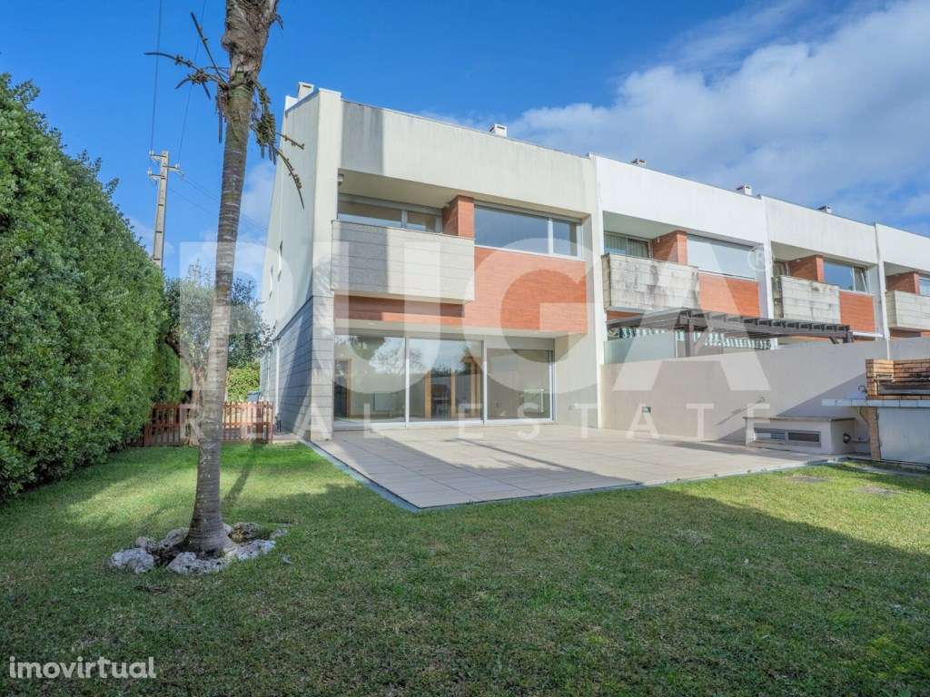 Moradia T3 Transformada em T4 com 4 Suites e Garagem para 5 Carros ... - Grande imagem: 3/23