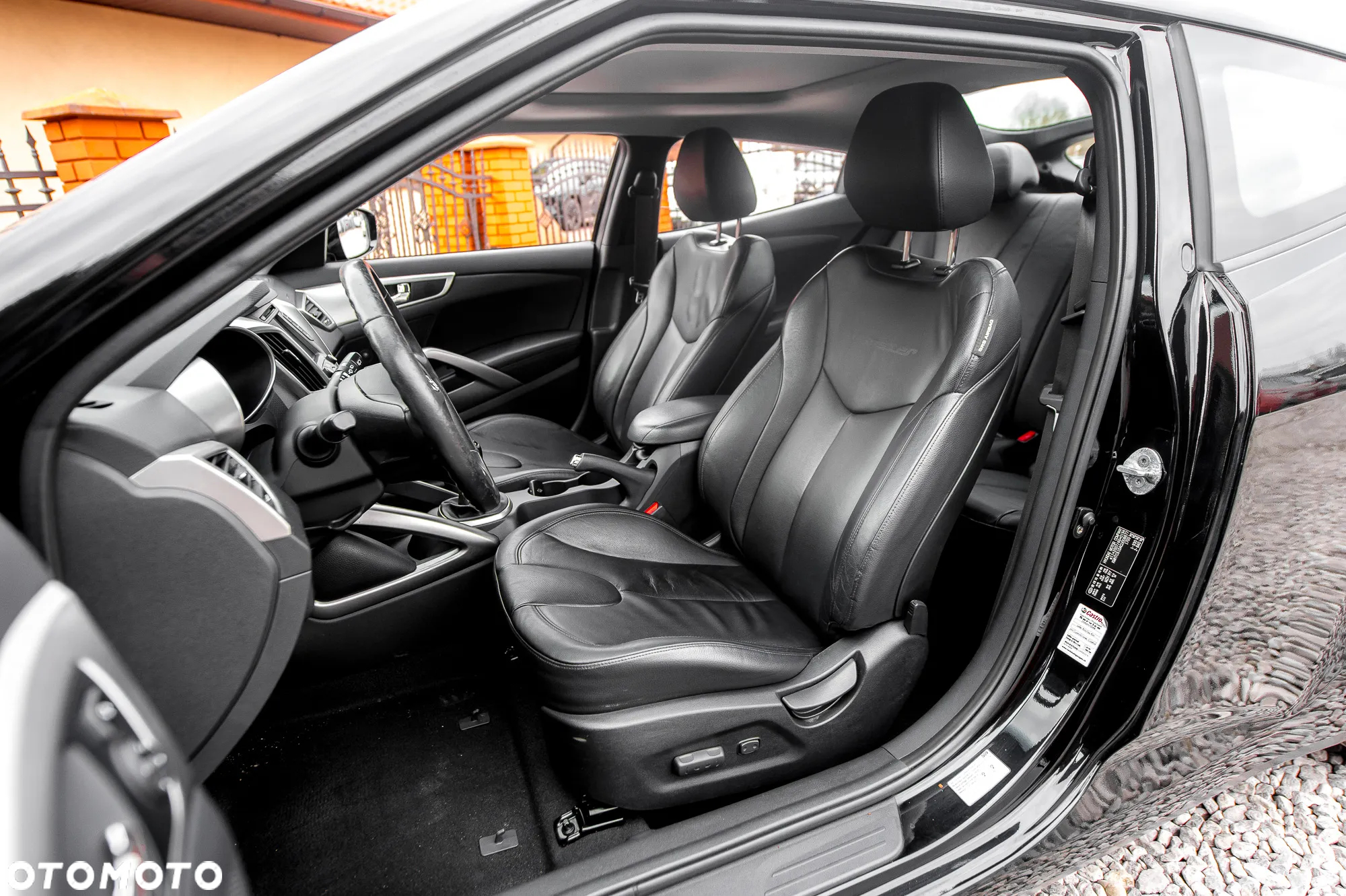 Hyundai Veloster 1.6 GDI Premium - 17