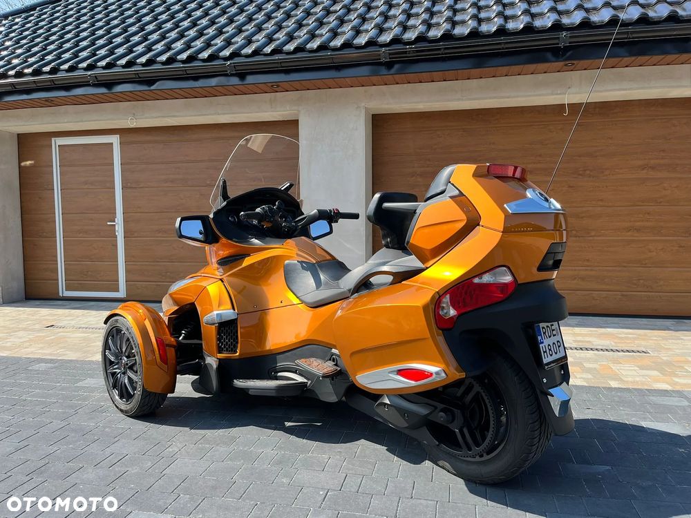 Can-Am Spyder - 3