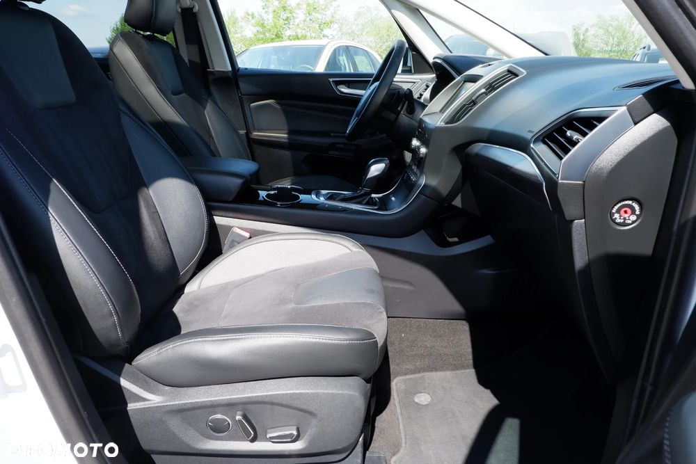 Ford S-Max 2.0 TDCi 4WD Titanium PowerShift - 9