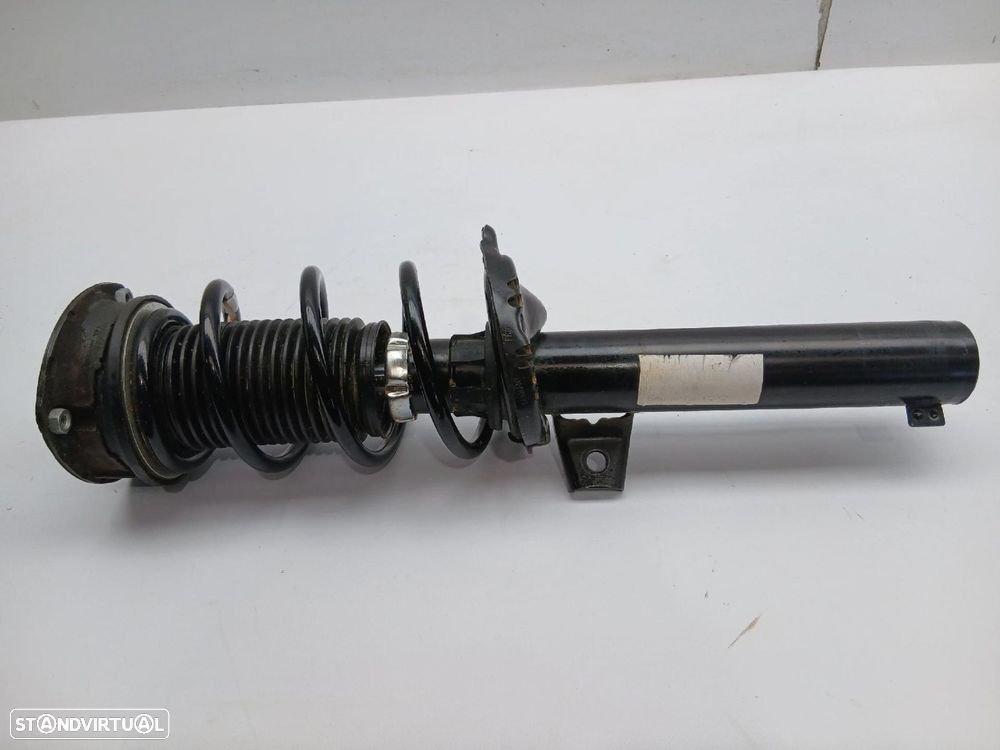 Amortecedor frente direito AUDI A3 Limousine (8YS)