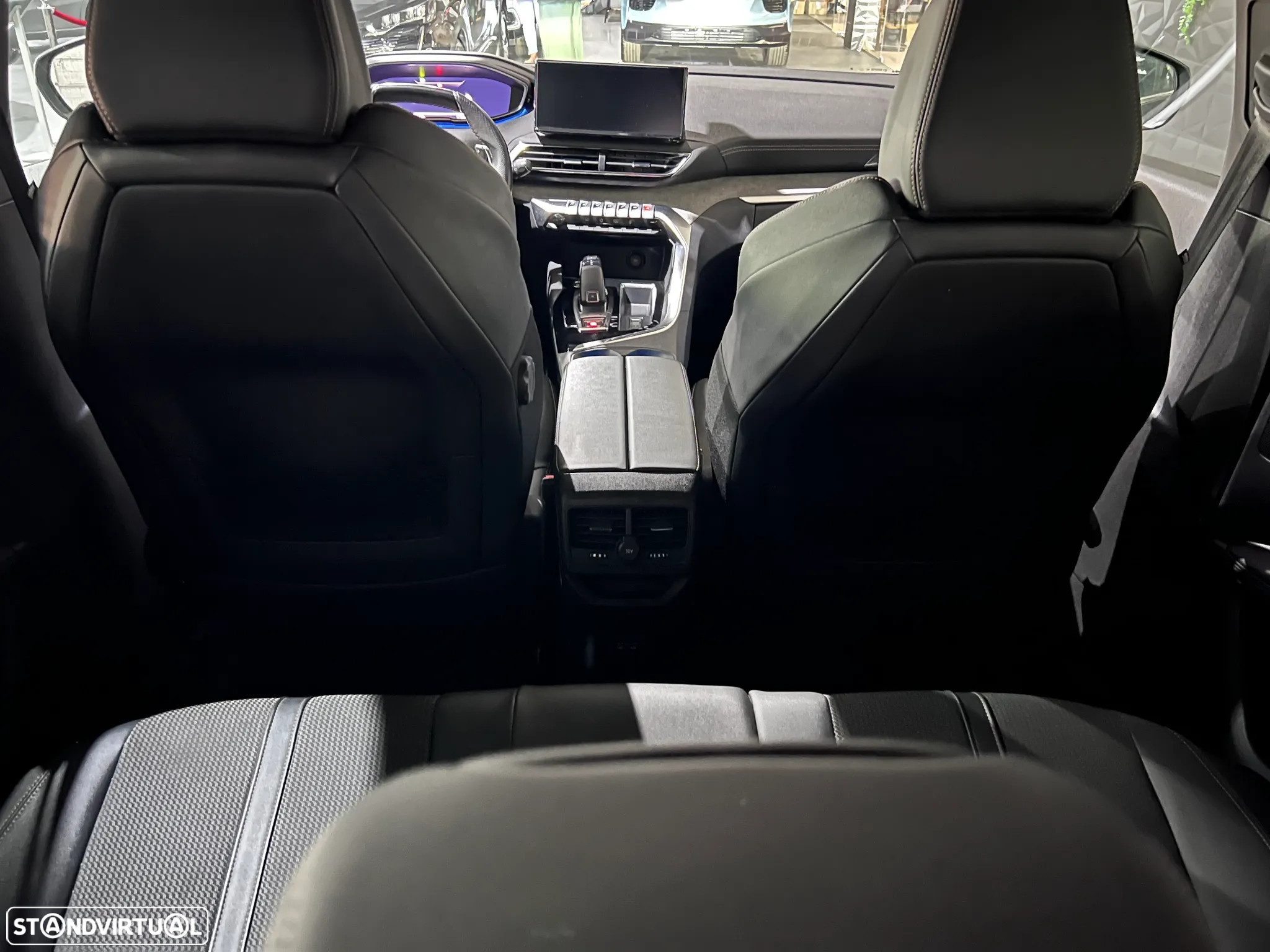 Peugeot 3008 1.5 BlueHDi GT EAT8 - 5