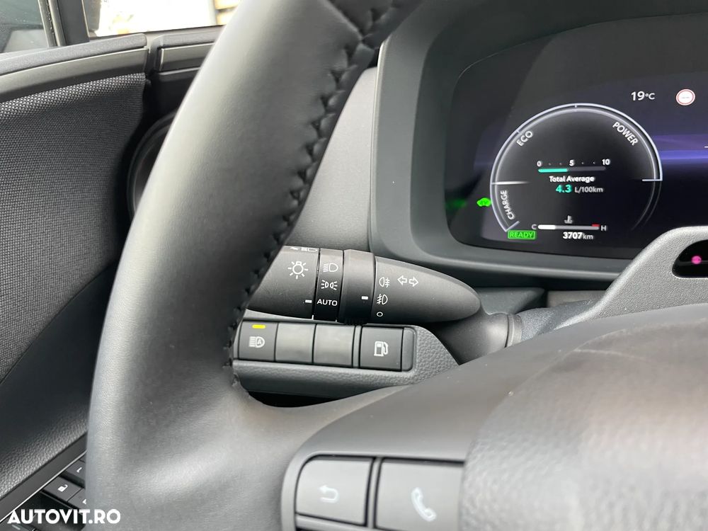 Toyota C-HR 1.8 HEV 140 CP 4x2 CVT Active - 35