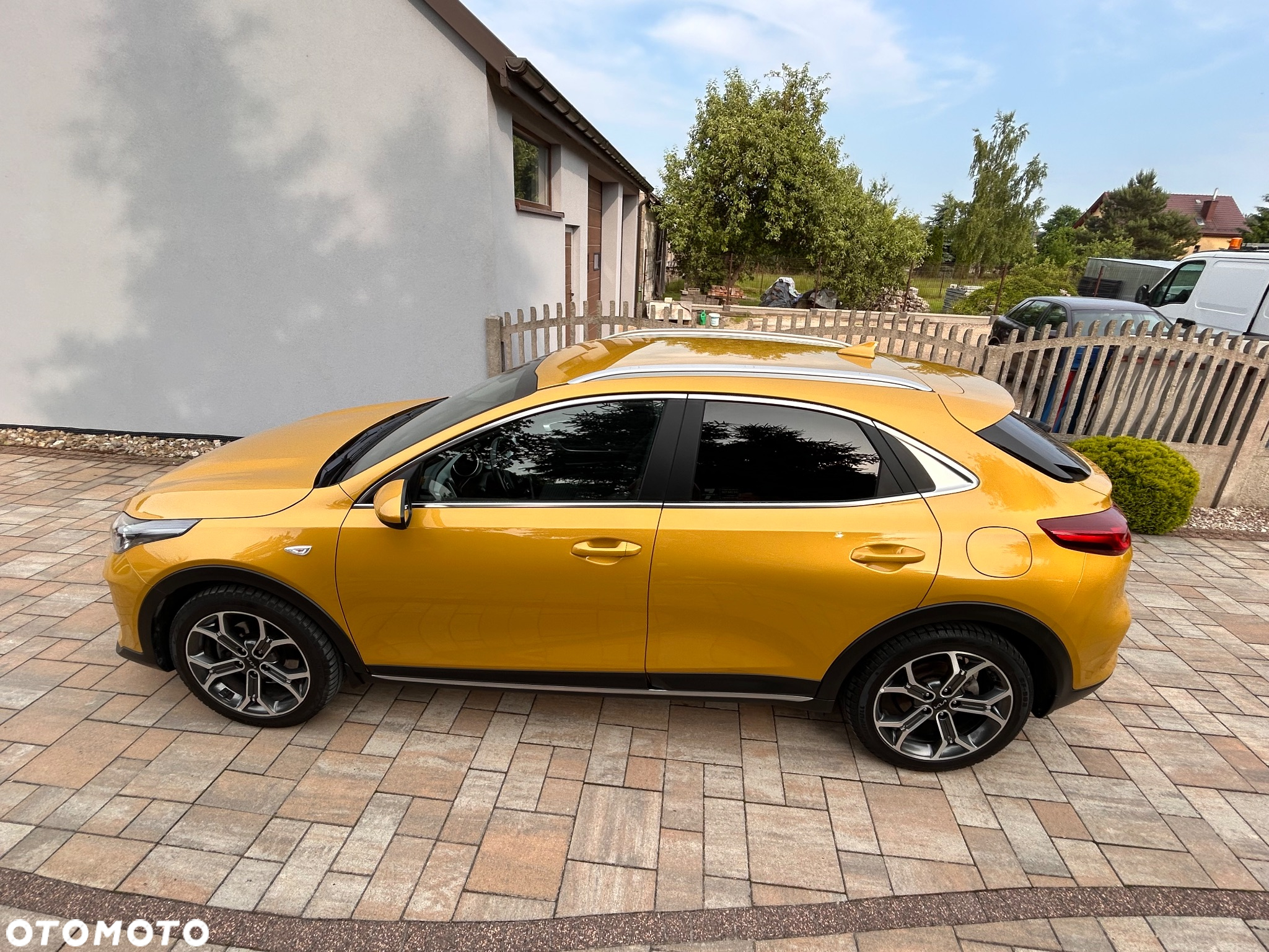 Kia XCeed 1.5 T-GDI M - 14