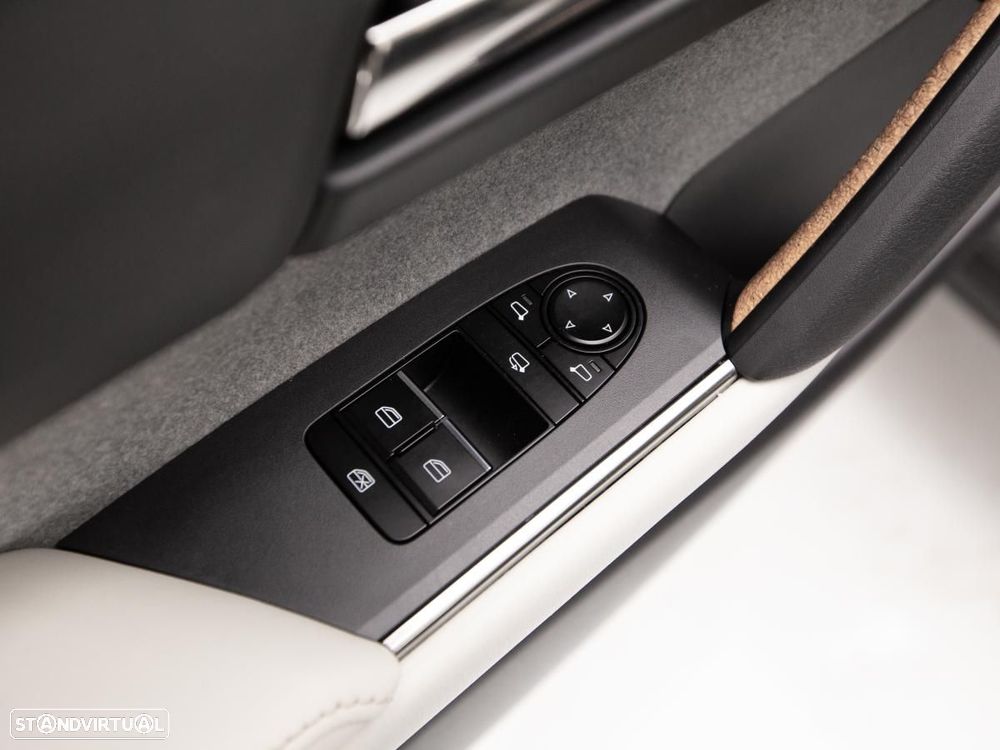 Mazda MX-30 e-SKYACTIV - 15