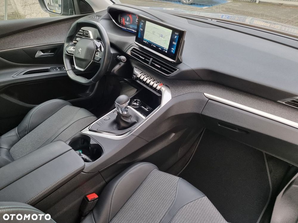 Peugeot 3008 1.5 BlueHDi Allure Pack S&S - 17