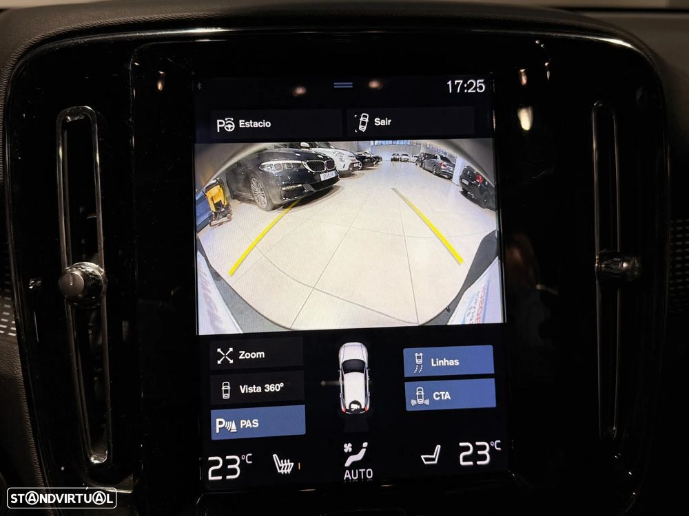 Volvo XC 40 2.0 D4 R-Design AWD - 23