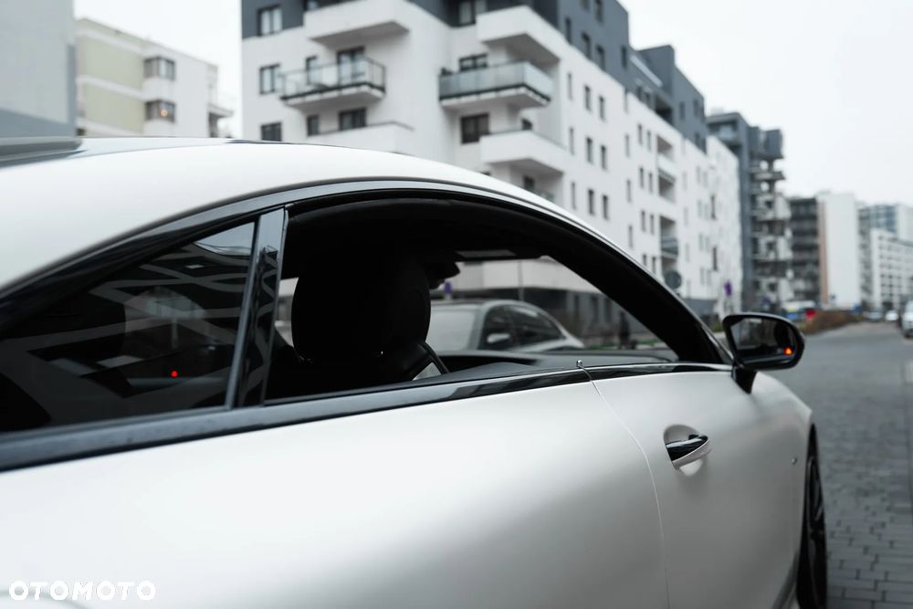 Mercedes-Benz Klasa E 400 4Matic 9G-TRONIC AMG Line - 26