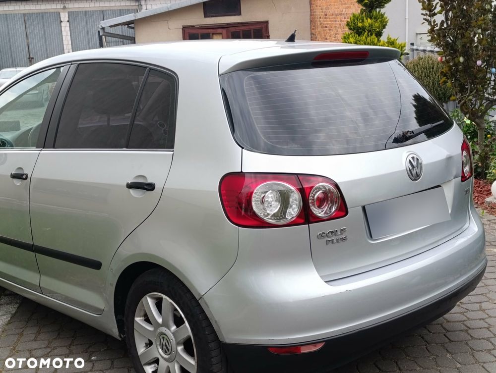 Volkswagen Golf Plus 1.9 TDI Trendline DSG - 3