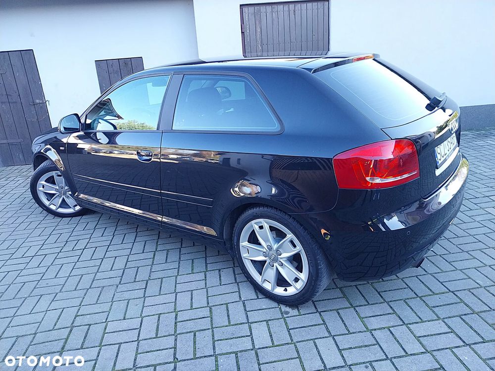 Audi A3 3-drzwiowe 1.6 Attraction - 24