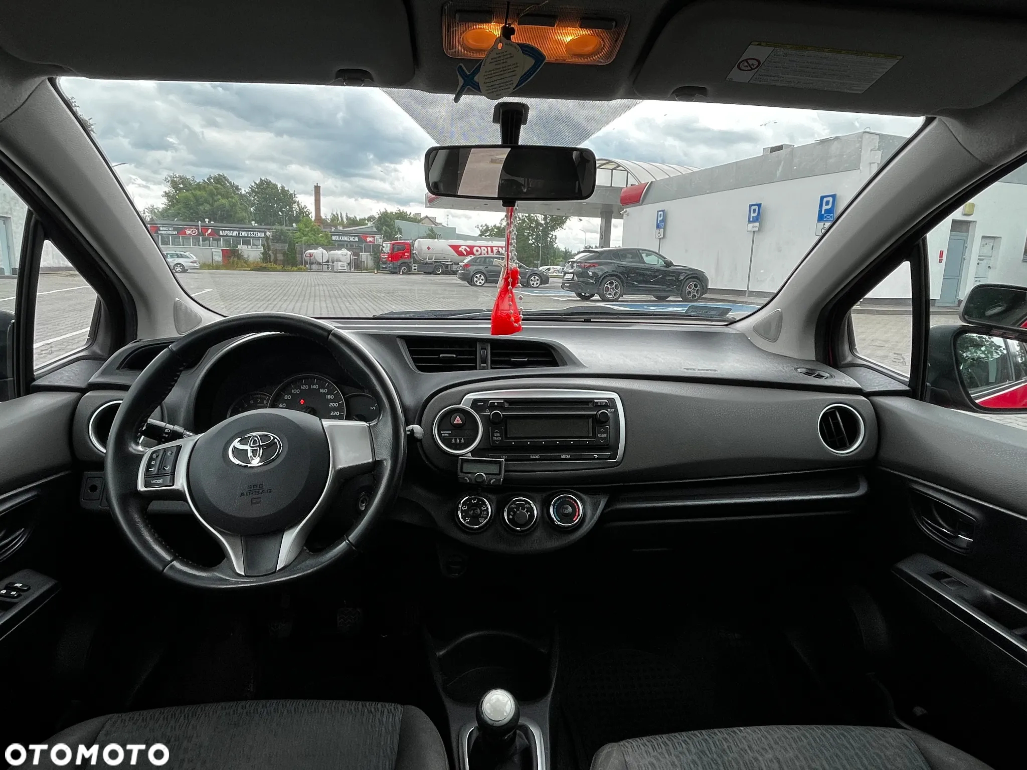 Toyota Yaris 1.0 Active - 8