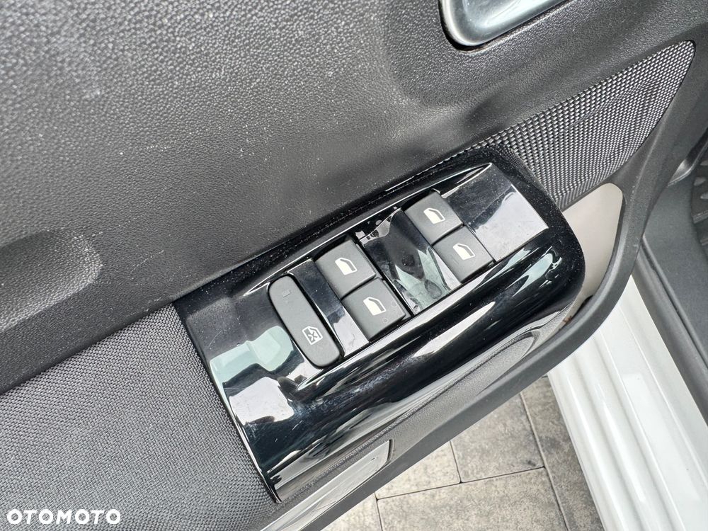 Citroën C3 BlueHDi 75 S&S 83g FEEL - 11