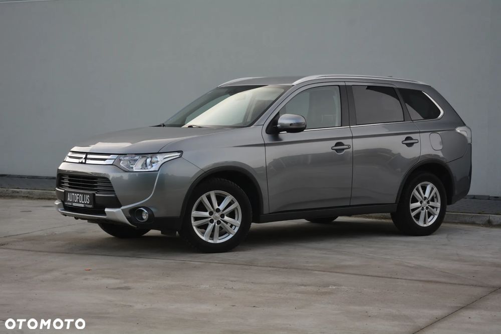 Mitsubishi Outlander - 14