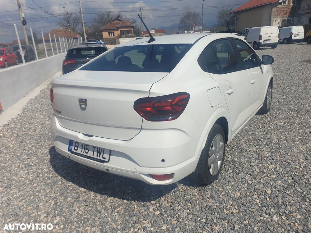 Dacia Logan TCe 90 MT6 Prestige - 8