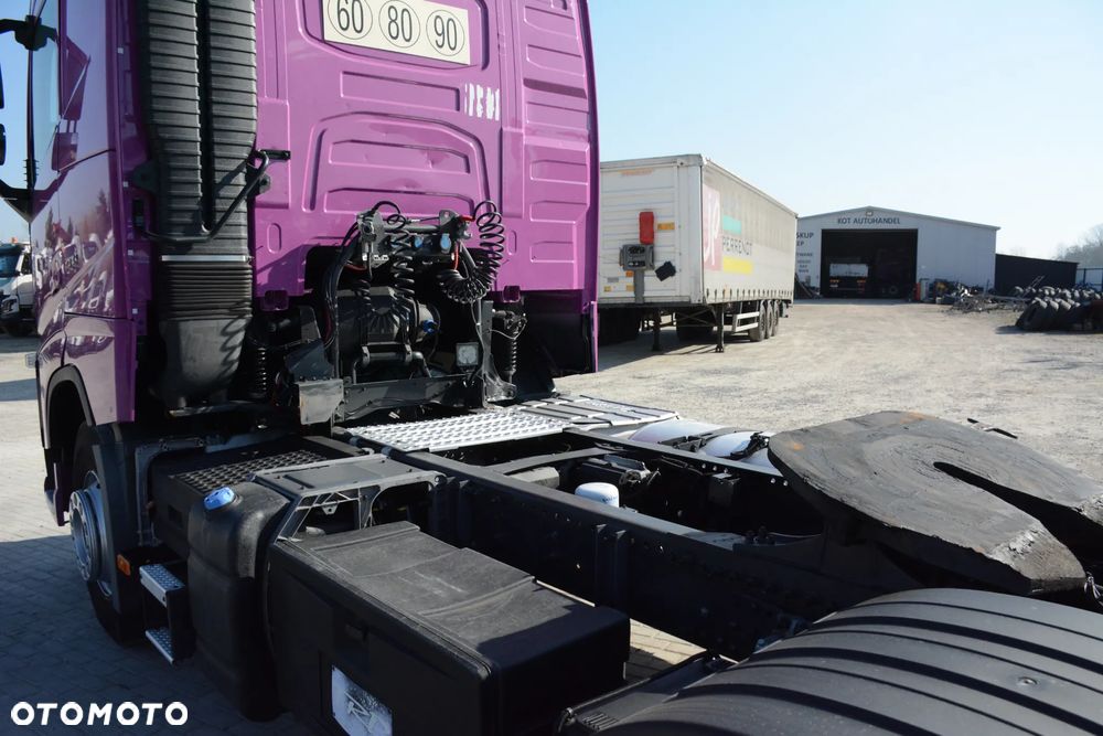Volvo FH 500 / 2015r. / Euro 6 / 500111 km / Bardzo dobry stan / Lodówka / Świeżo sprowadzony - 11