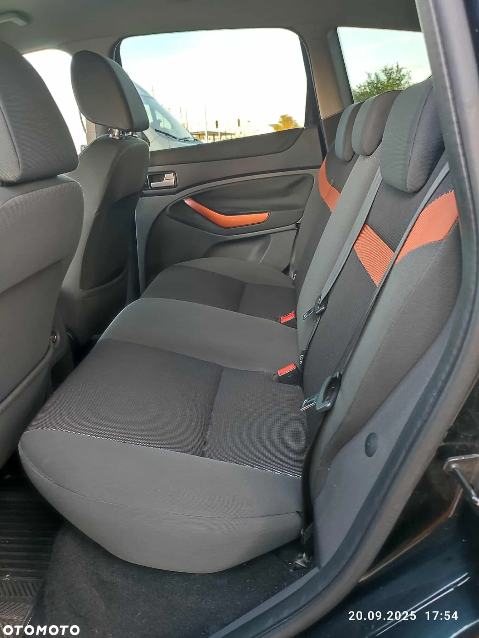 Ford Kuga 2.0 TDCi Trend - 9
