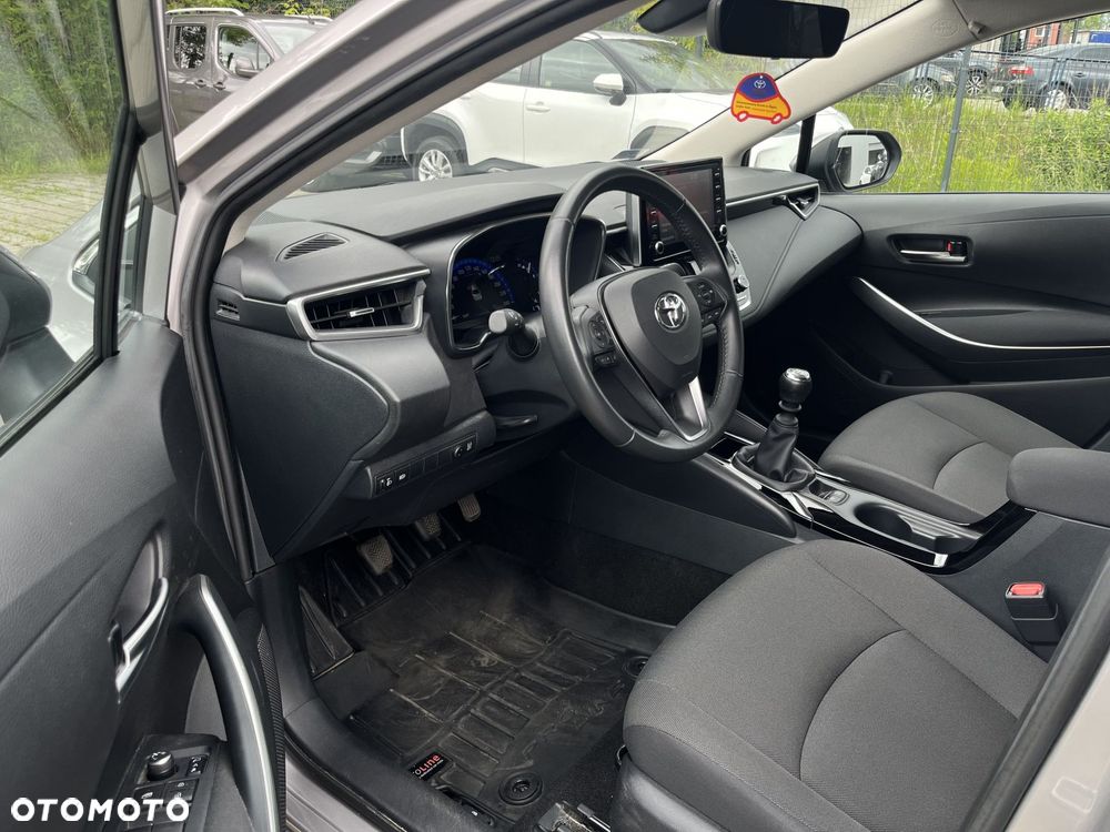 Toyota Corolla - 16