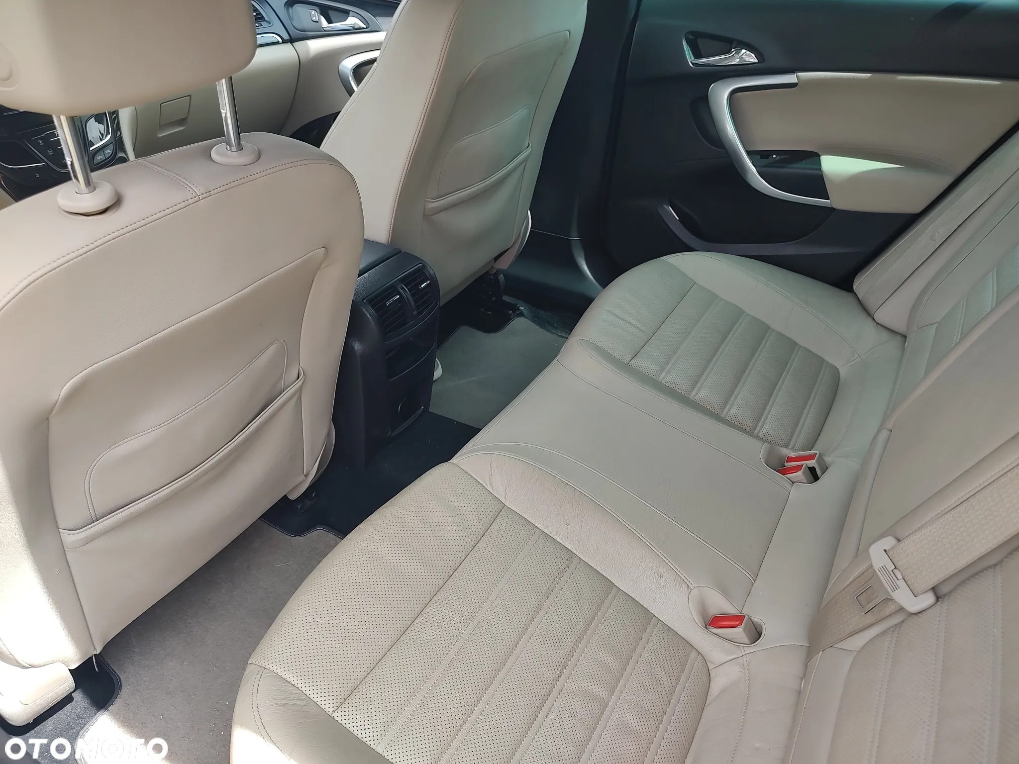 Opel Insignia 2.0 CDTI Cosmo ecoFLEX S&S - 13