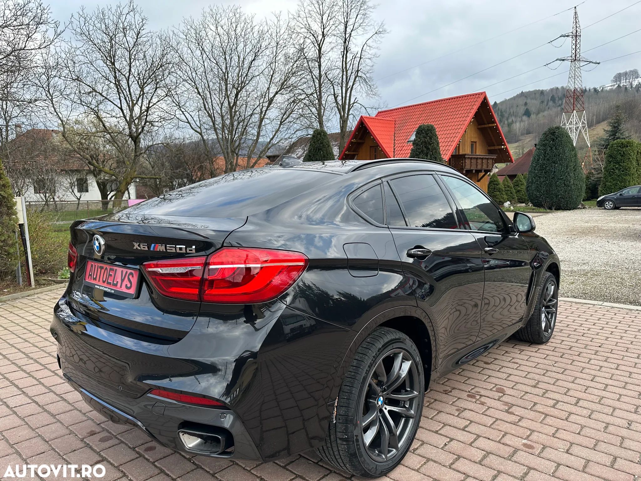 BMW X6 M M50d - 1