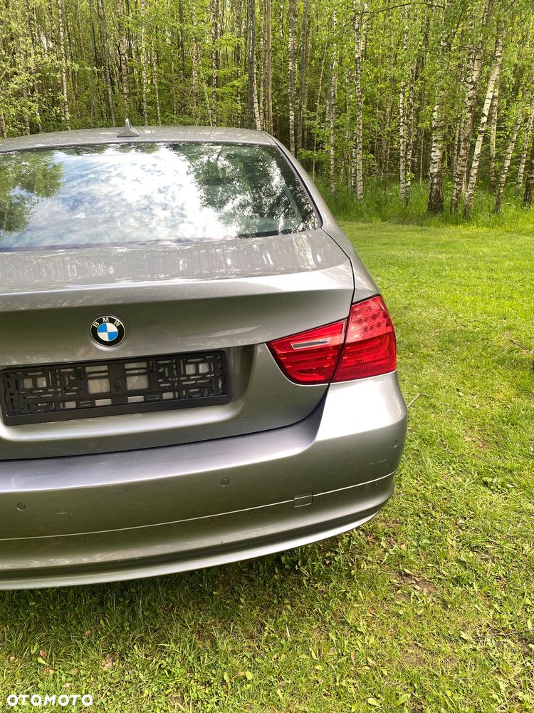 BMW Seria 3 320d - 6