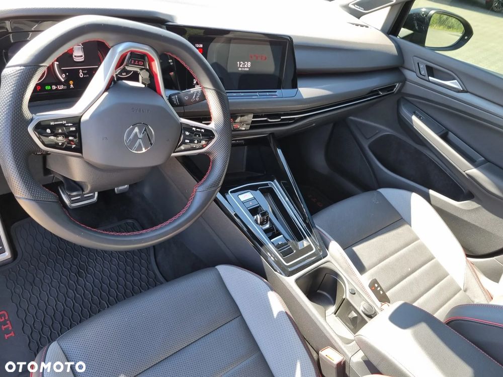 Volkswagen Golf 2.0 TSI OPF DSG GTI - 16