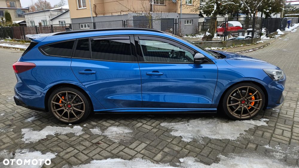 Ford Focus 2.0 EcoBlue S&S ST mit Styling-Paket - 16
