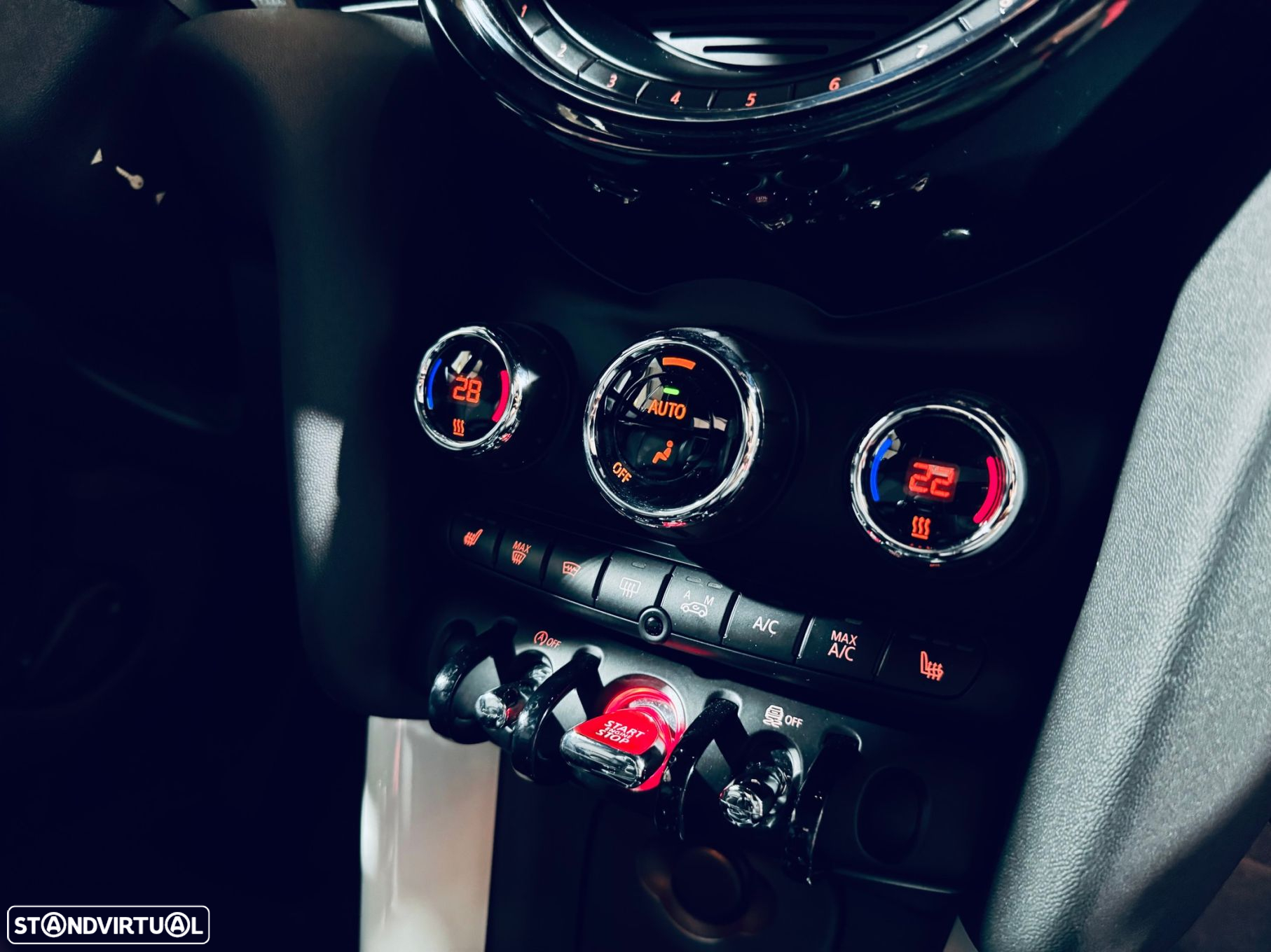 MINI Cabrio Cooper D - 13