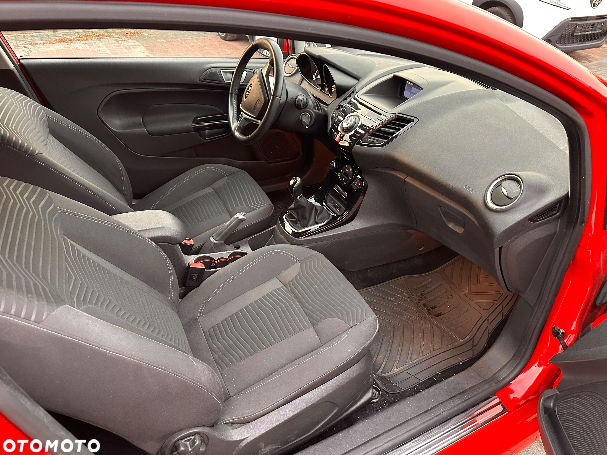 Ford Fiesta 1.0 EcoBoost Start-Stop ST-LINE - 12
