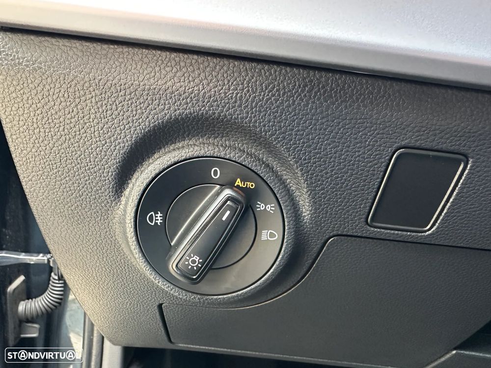 SEAT Arona 1.0 TSI FR - 38