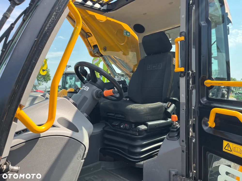 JCB 532-70 AgriSuper - 12