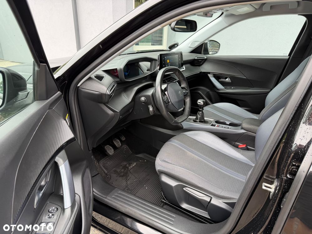 Peugeot 2008 1.5 BlueHDi Allure S&S - 6