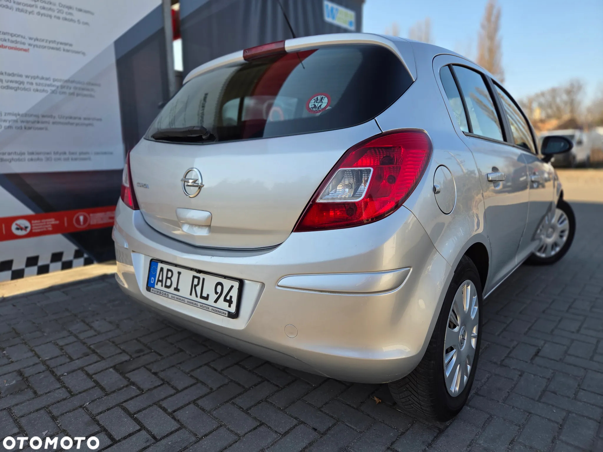 Opel Corsa 1.2 16V Catch me - 10