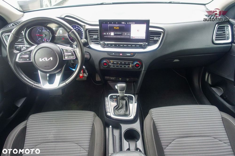 Kia Ceed - 15