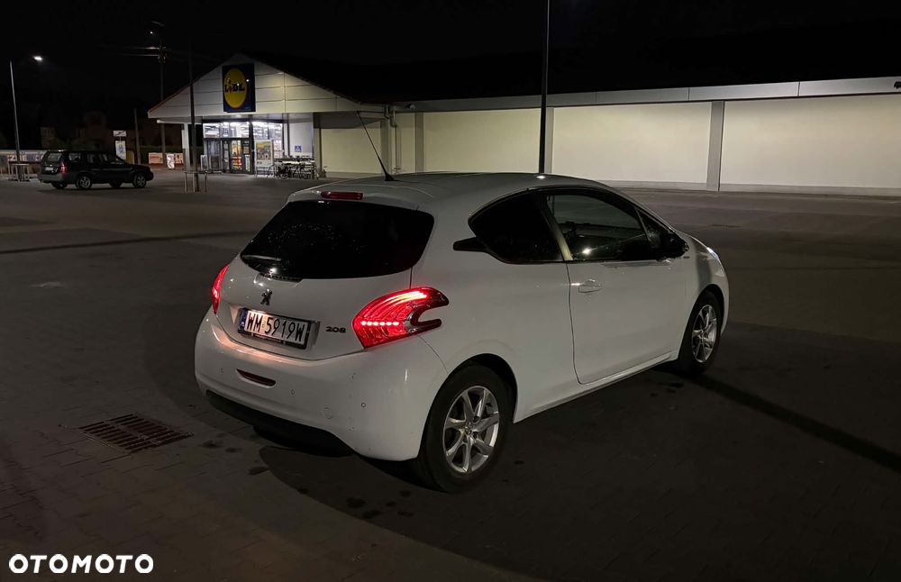 Peugeot 208 1.2 PureTech Active - 5