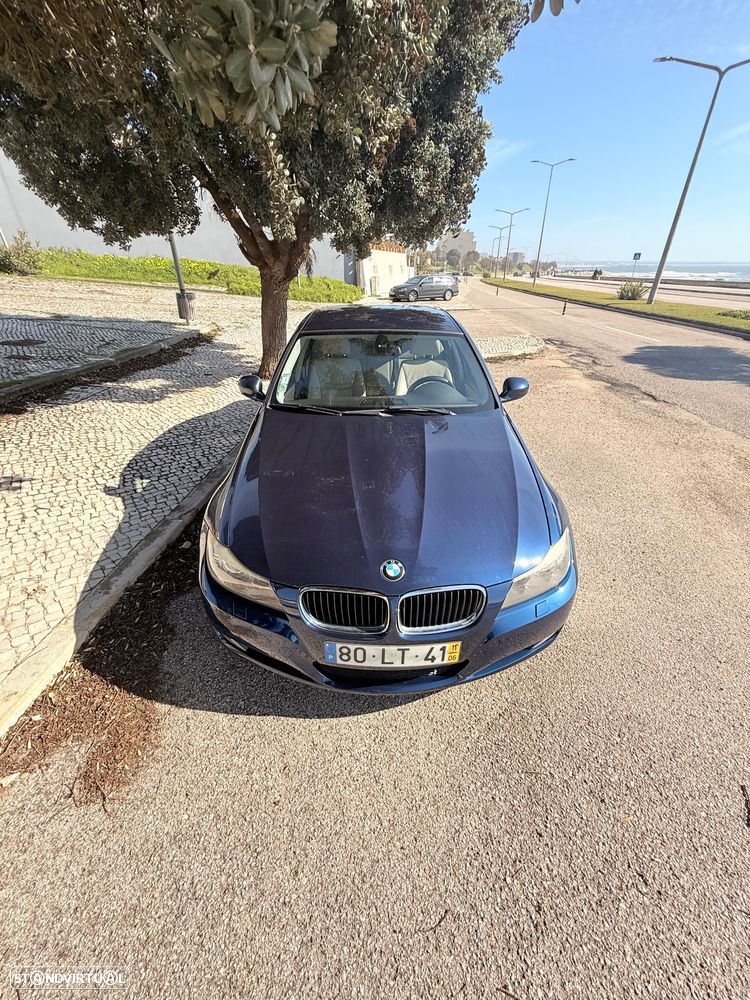 BMW 320 d Line Sport - 2