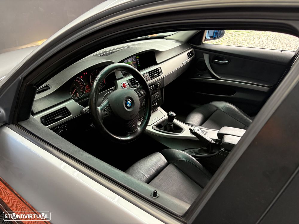 BMW 320 d Touring - 54