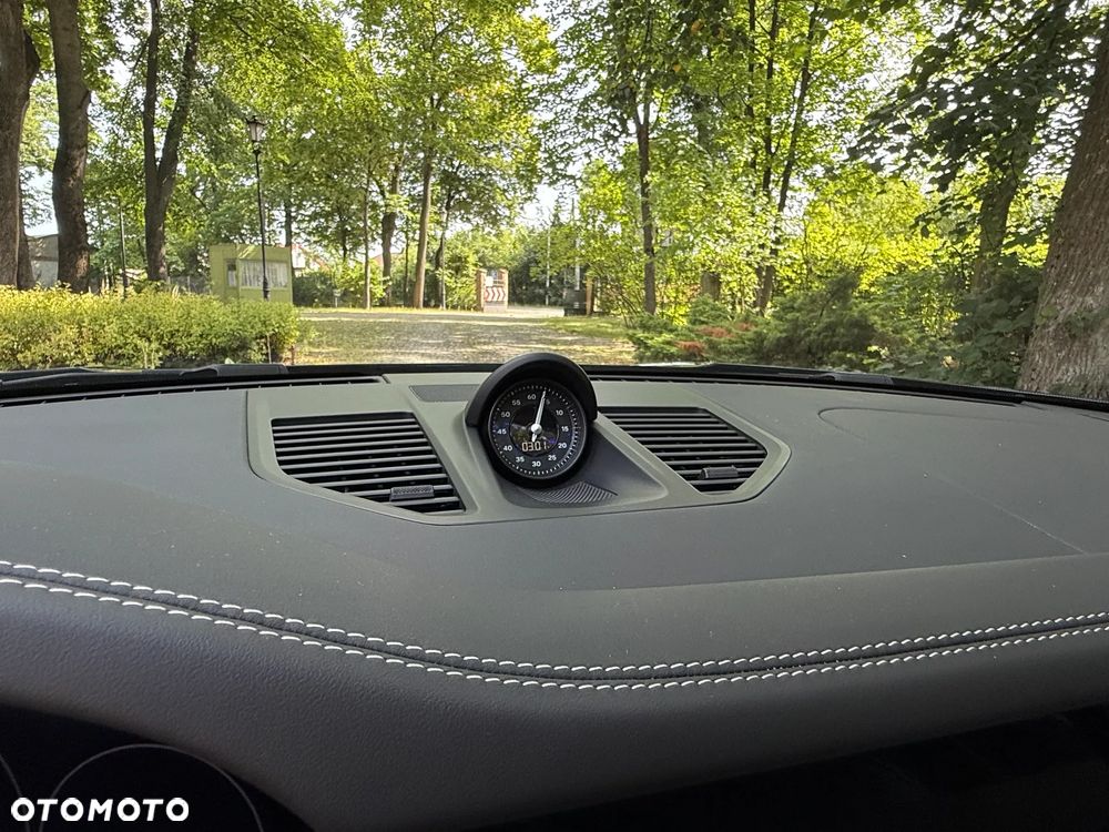 Porsche 911 Carrera 4S PDK - 19