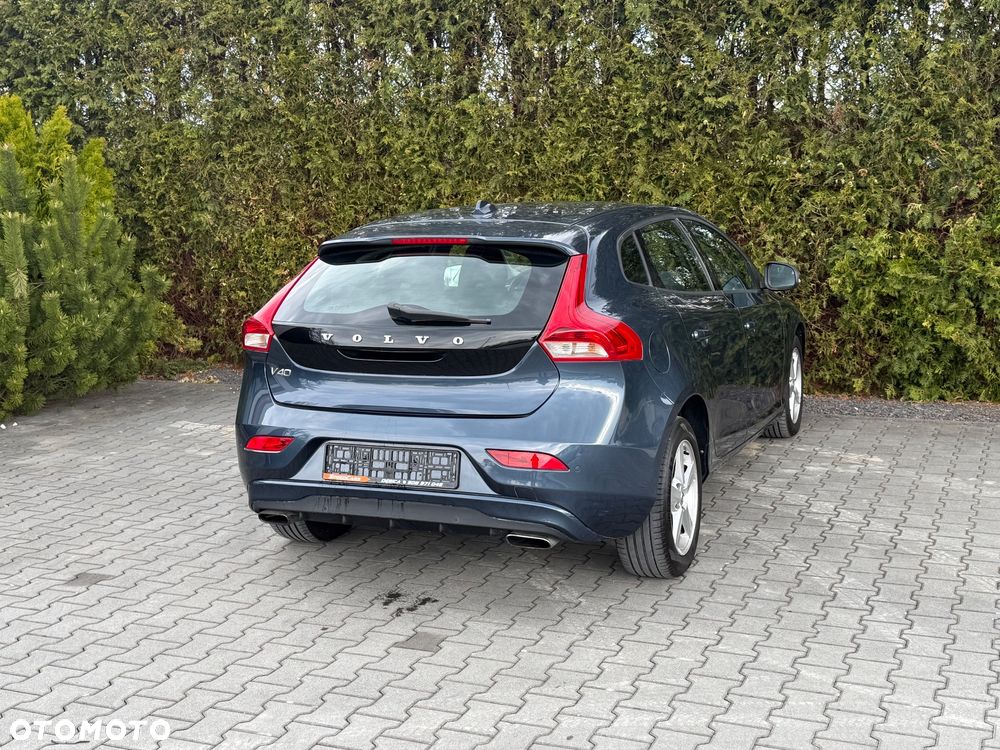Volvo V40 - 4