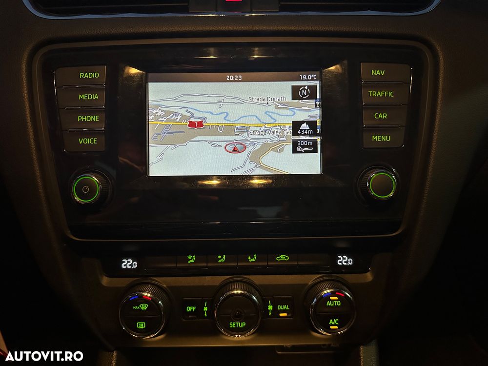 Skoda Octavia - 2