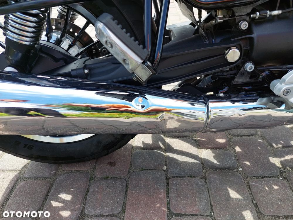 Moto Guzzi V9 - 14