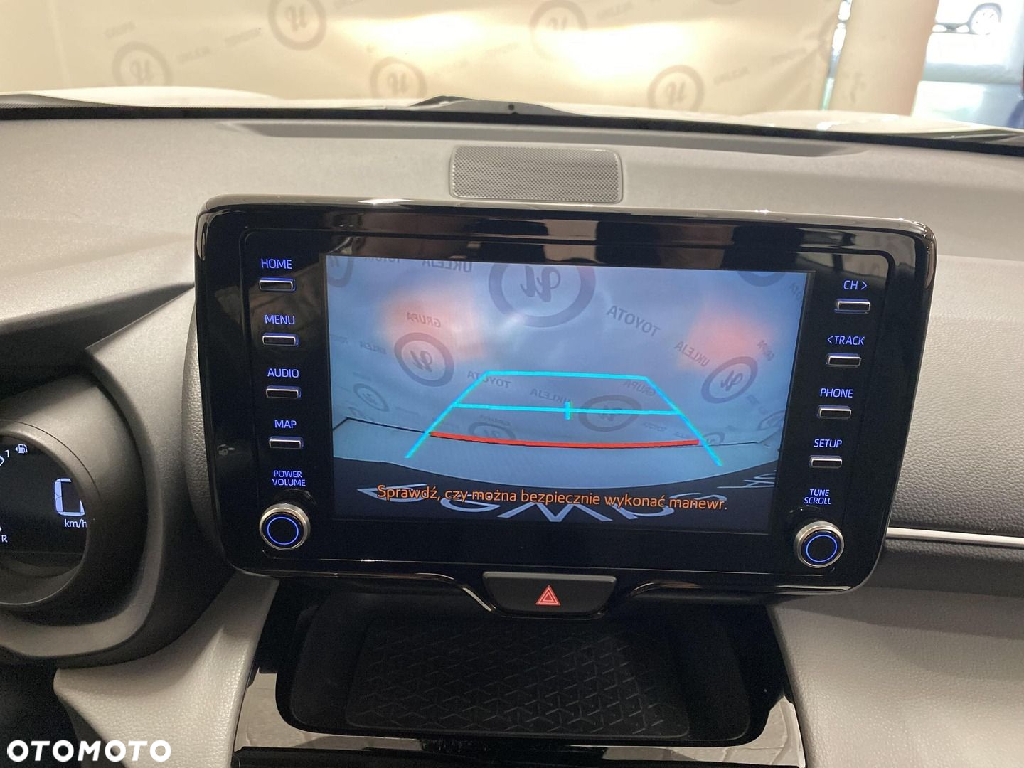 Toyota Yaris Cross - 17