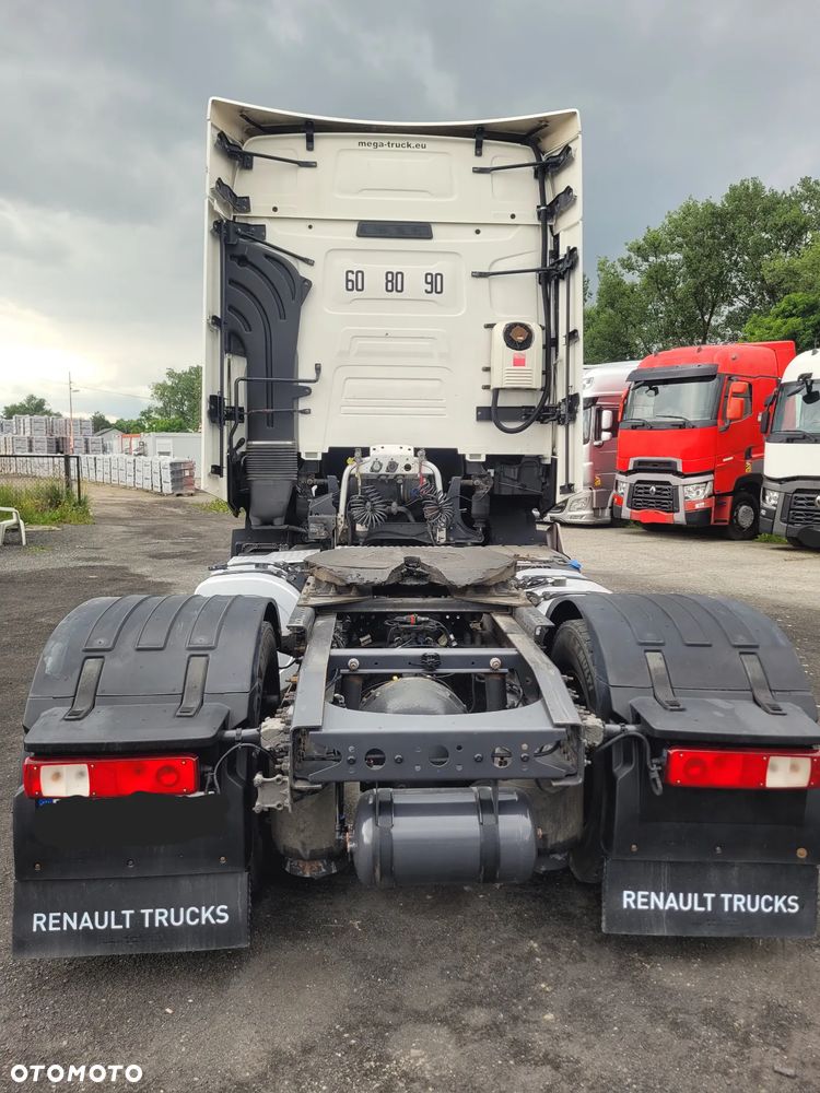 Renault T-480 - 6