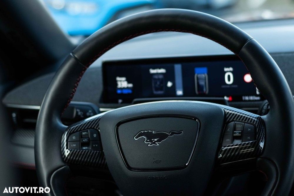 Ford Mustang Mach-E AWD Standard Range 198 kW Premium - 28