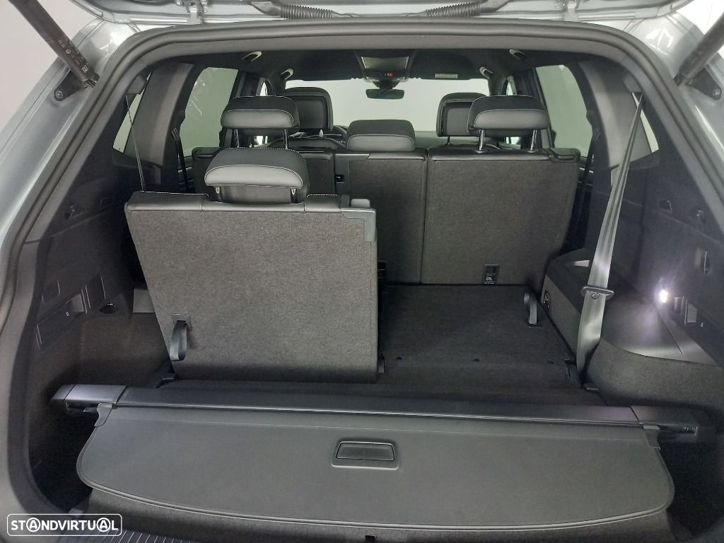 VW Tiguan Allspace - 15