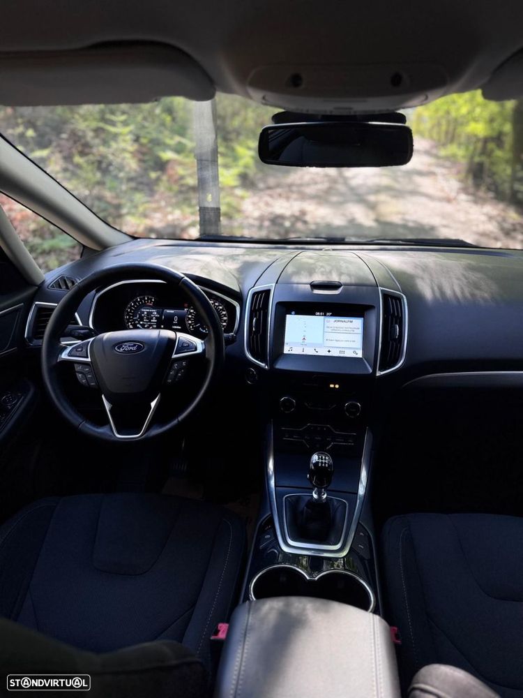 Ford S-Max 2.0 TDCi Titanium - 21